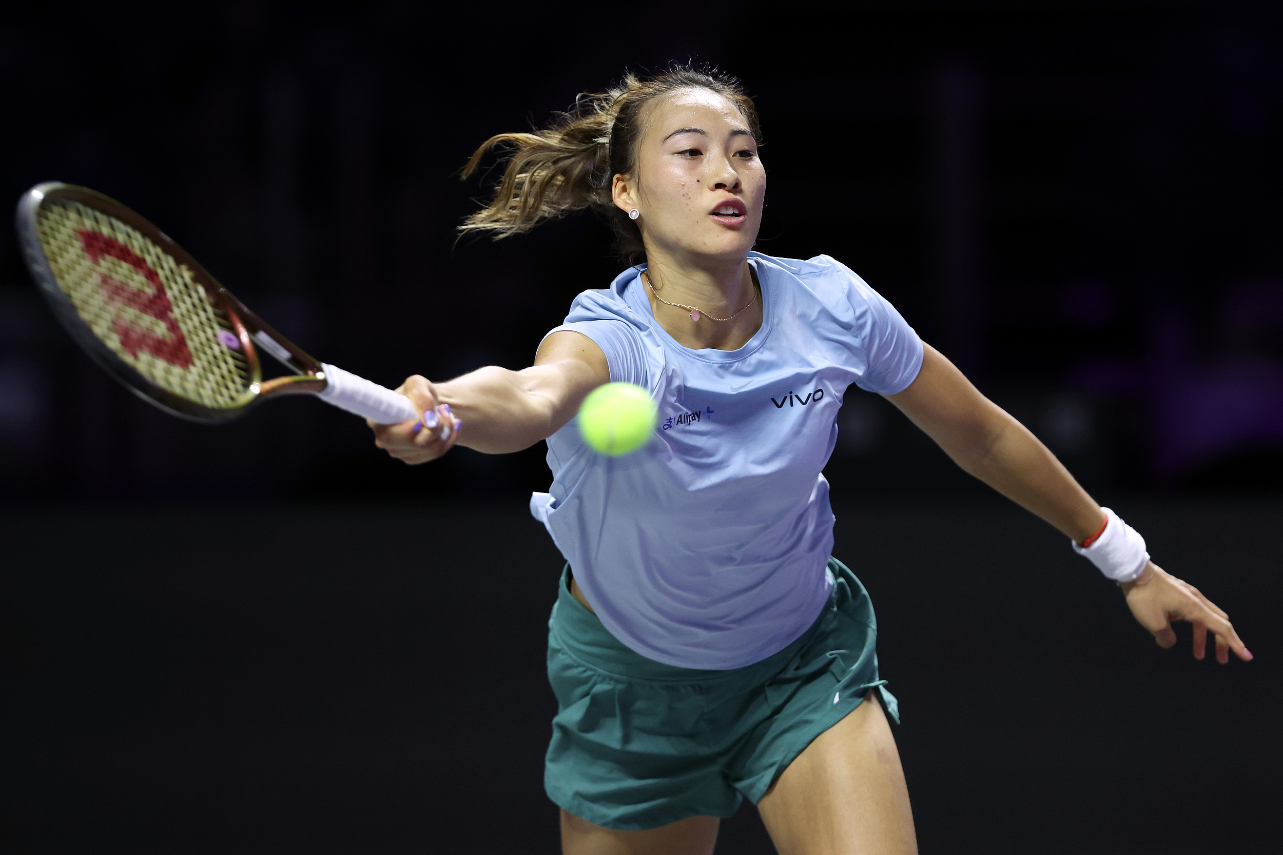 九游中国官网-TheShy迎来五赛季出色发挥，快船观众热烈欢呼！-九游中国官网