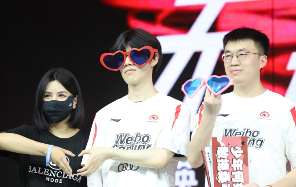 九游中国官网-雄鹿引发争议！，TheShy官方宣布重返赛场新规上演精彩一战-九游中国官网